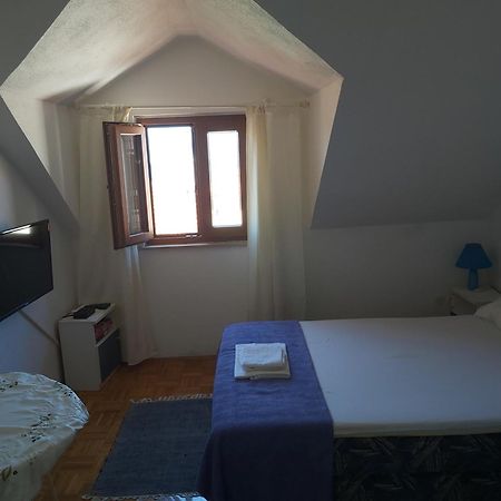 Vila Dora Supetar Appartement Kamer foto