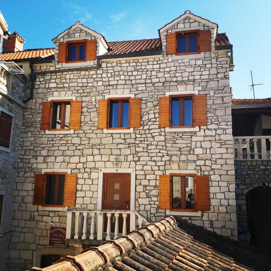 Vila Dora Supetar Appartement Buitenkant foto