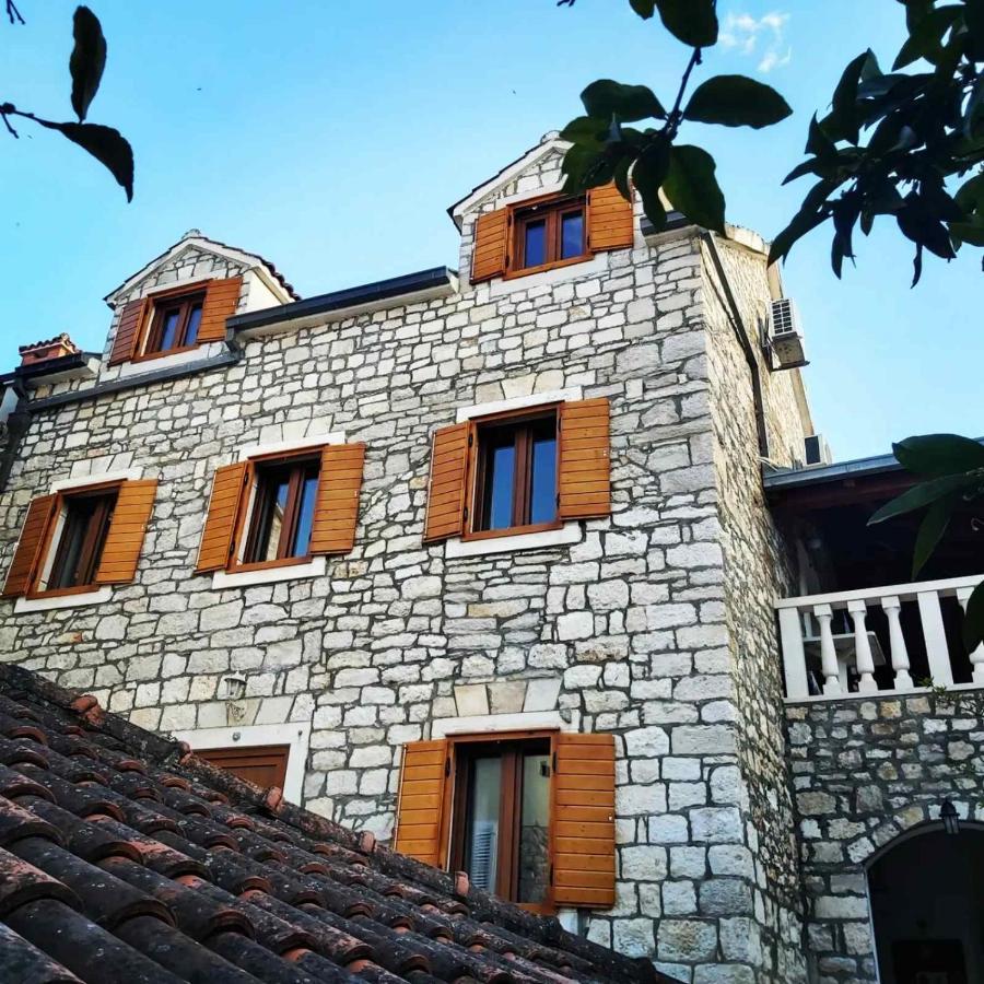 Vila Dora Supetar Appartement Buitenkant foto